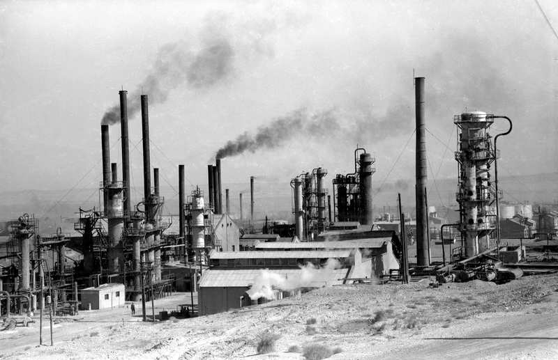  中国第一石油之都，为何沦为“鬼城” 新闻