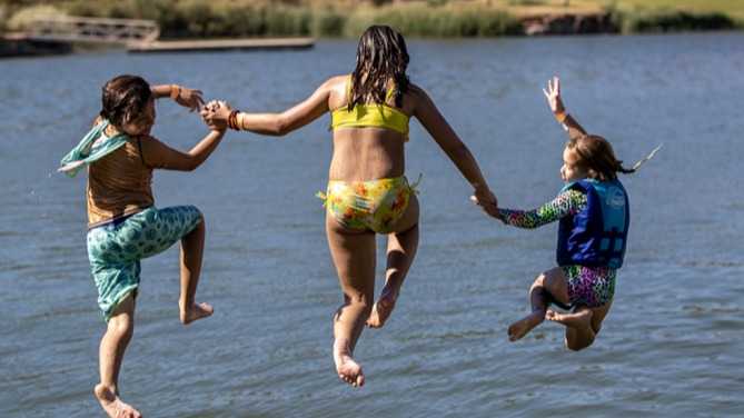  【技术解析】热射病发病机制与危重因素深度剖析：一份来自急诊一线的实战笔记 健康养生