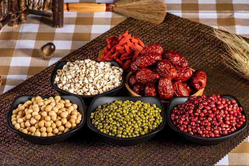  增肌的本质是合成代谢：七类营养素如何驱动肌肉蛋白质合成 健康养生